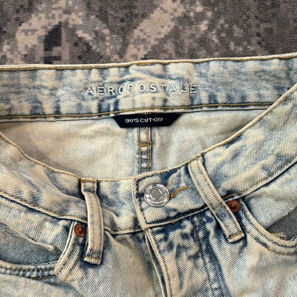 Aeropostale 90’ Cut Off Jean Shorts - Picture 4 of 4